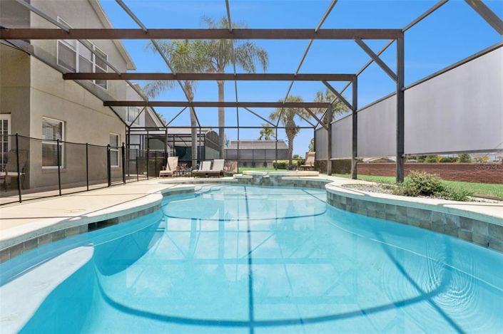 Image No.41-6 Bed House for sale