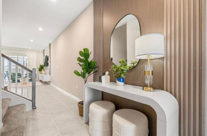 Image No.5-5 Bed Townhouse for sale