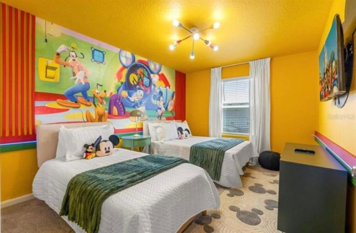 Image No.7-5 Bed Townhouse for sale