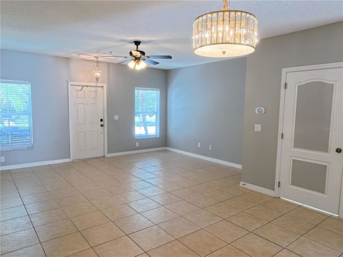 Image No.2-2 Bed Townhouse for sale