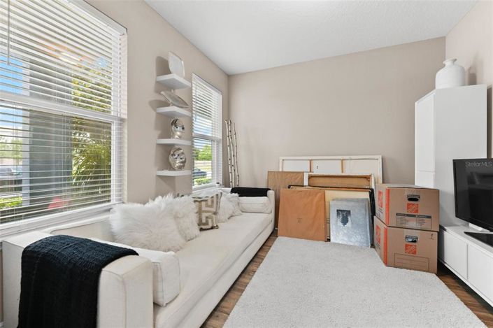 Image No.26-3 Bed Townhouse for sale