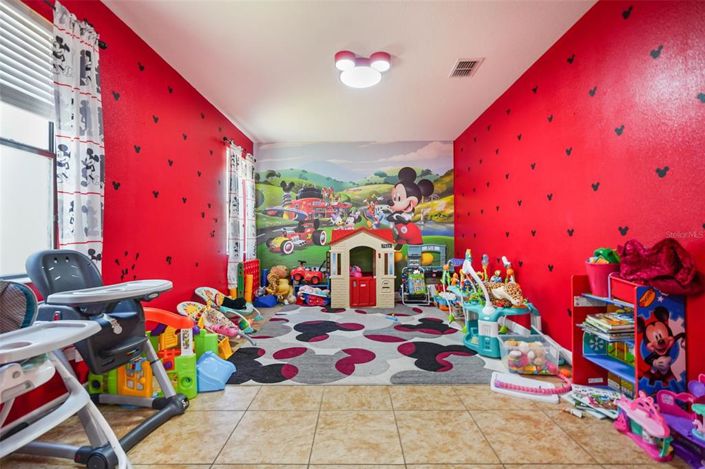 Image No.29-6 Bed House for sale