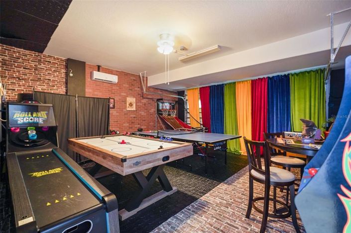 Image No.32-6 Bed House for sale