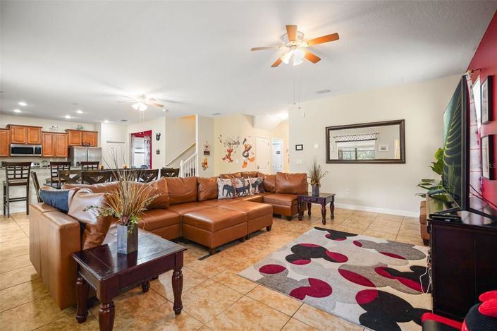 Image No.6-6 Bed House for sale