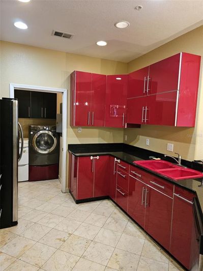 Image No.10-3 Bed Apartment for sale