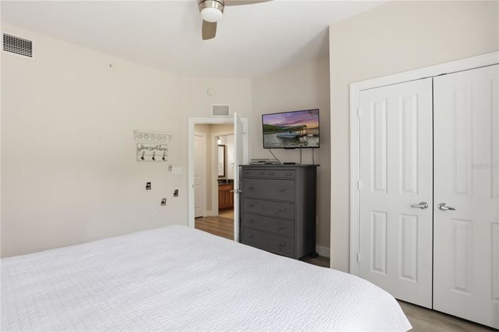 Image No.36-3 Bed Apartment for sale