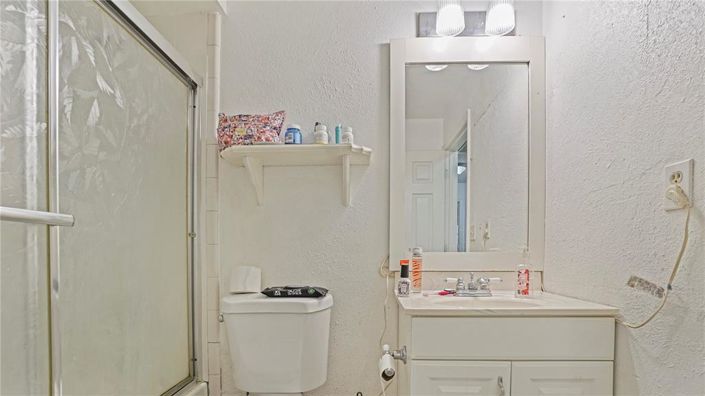 Image No.19-3 Bed House for sale