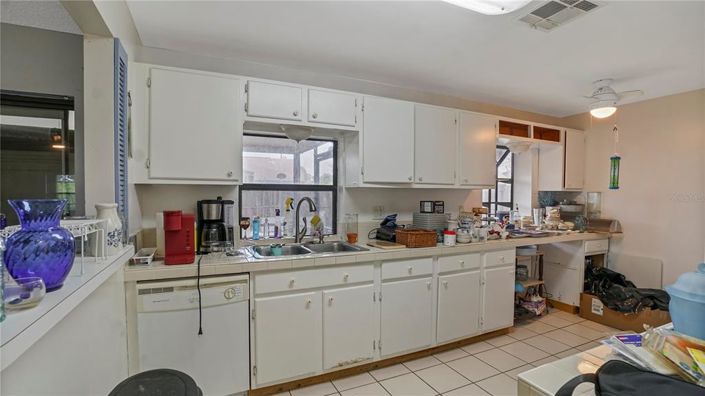 Image No.8-3 Bed House for sale
