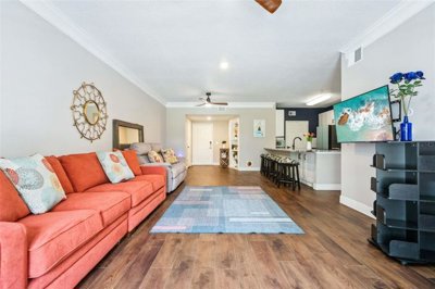 8d076785-126