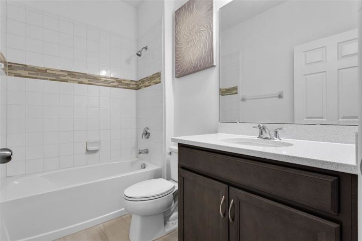 Image No.35-5 Bed House for sale
