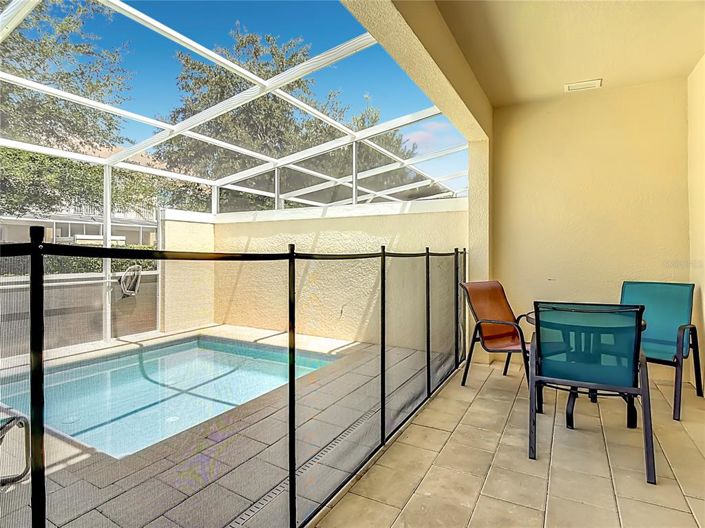Image No.20-3 Bed Townhouse for sale