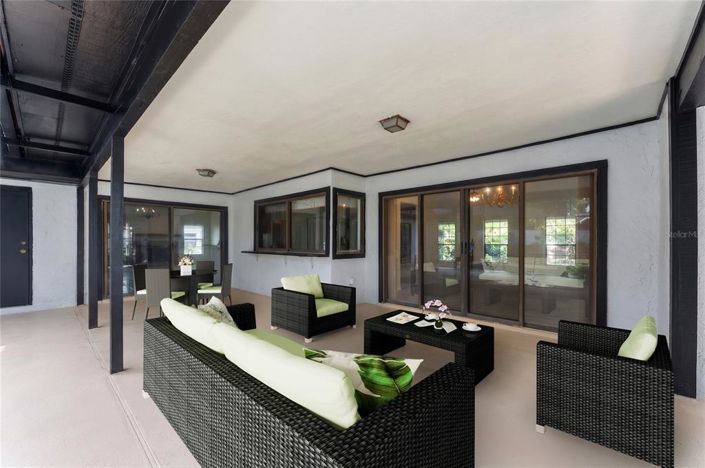 Image No.24-4 Bed House for sale
