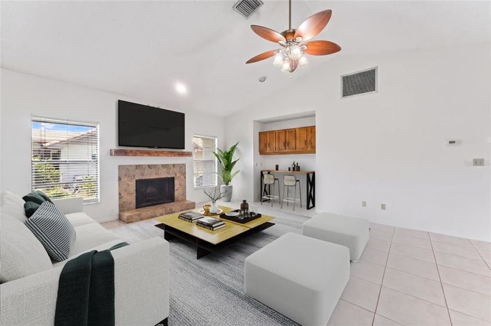 Image No.5-4 Bed House for sale