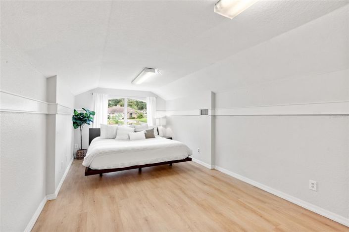 Image No.40-4 Bed House for sale