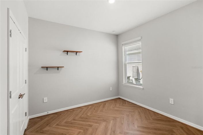 Image No.27-4 Bed House for sale