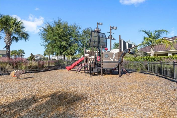 Image No.48-4 Bed House for sale