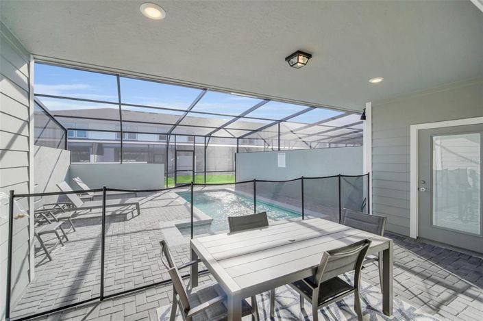Image No.42-5 Bed Townhouse for sale