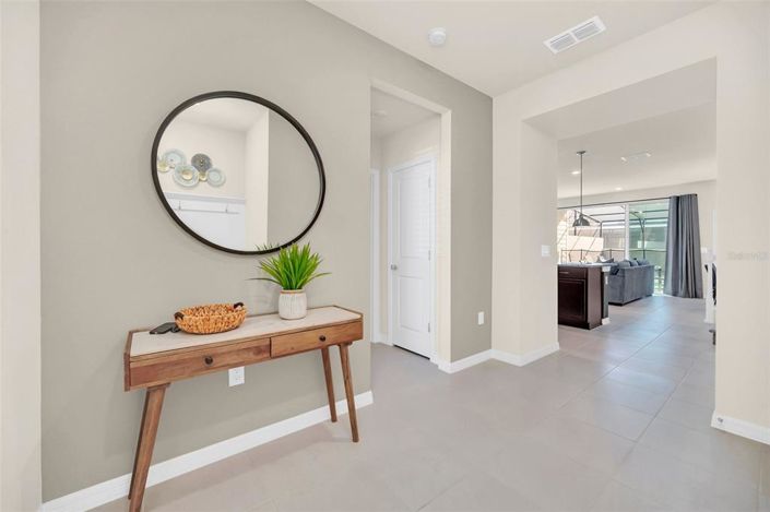 Image No.5-5 Bed Townhouse for sale