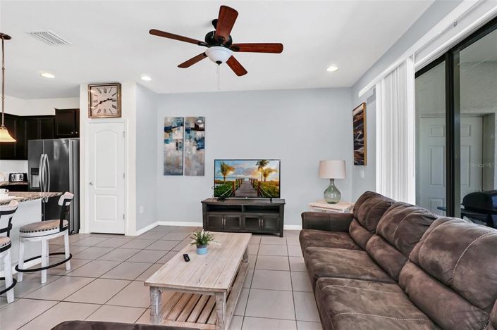 Image No.4-5 Bed Townhouse for sale