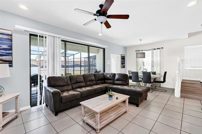 Image No.6-5 Bed Townhouse for sale