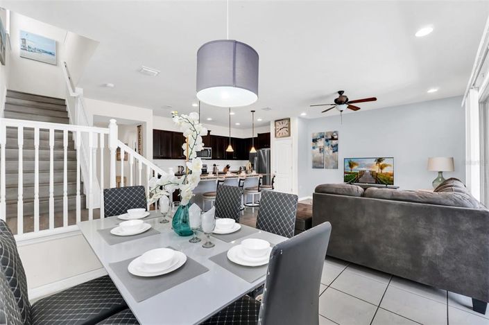 Image No.8-5 Bed Townhouse for sale