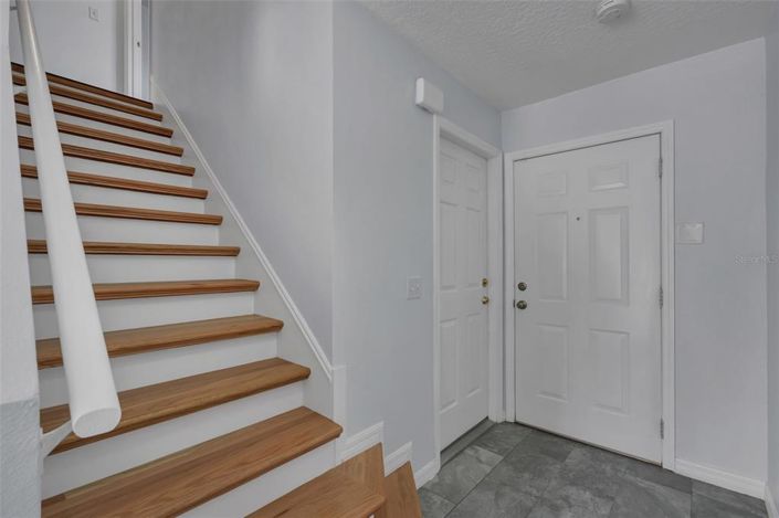 Image No.10-3 Bed Townhouse for sale