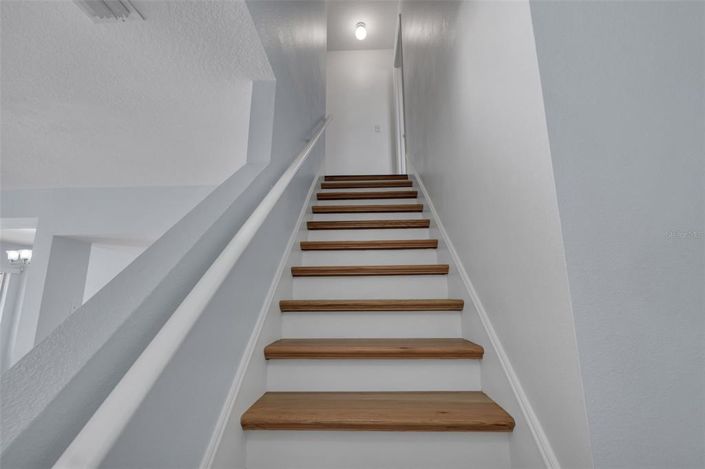 Image No.26-3 Bed Townhouse for sale