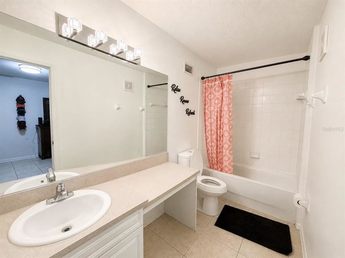 Image No.48-3 Bed Townhouse for sale