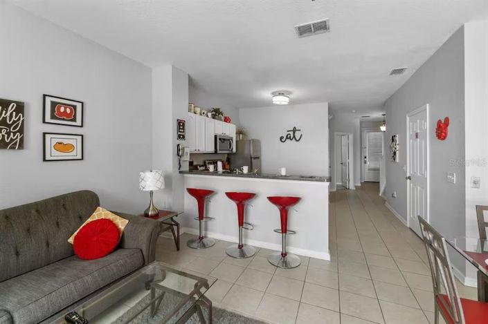 Image No.13-3 Bed Townhouse for sale