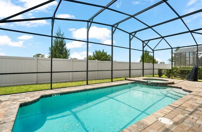 Image No.23-9 Bed House for sale