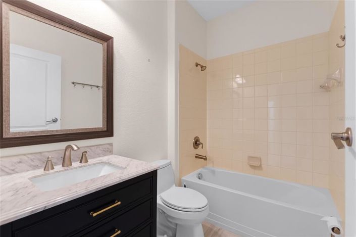 Image No.17-4 Bed House for sale