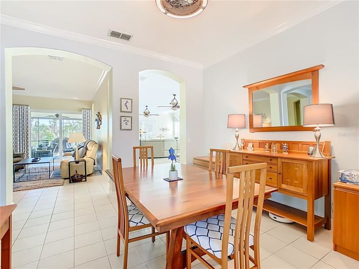 Image No.15-3 Bed House for sale