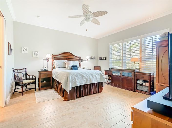 Image No.42-3 Bed House for sale