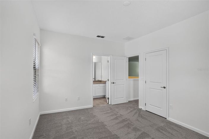 Image No.29-12 Bed House for sale