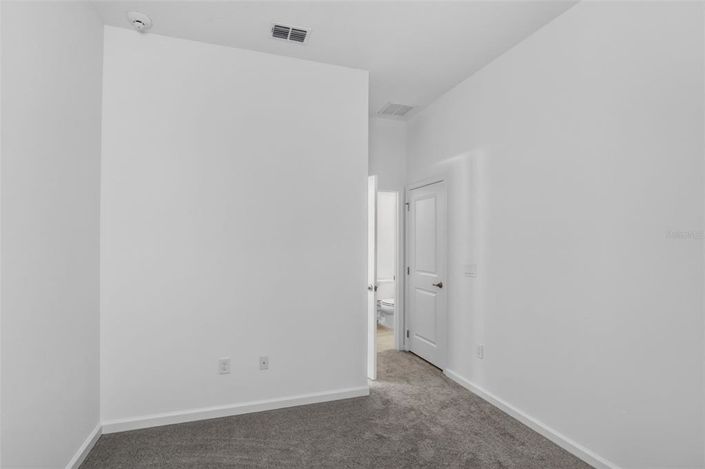 Image No.32-12 Bed House for sale