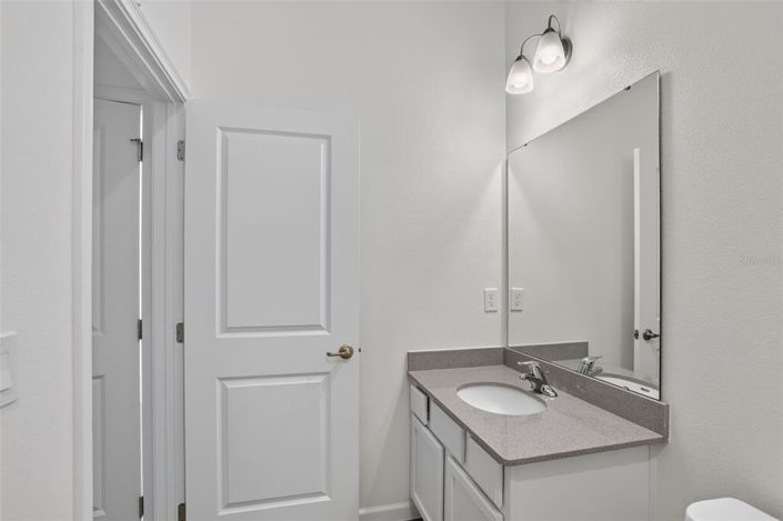 Image No.34-12 Bed House for sale