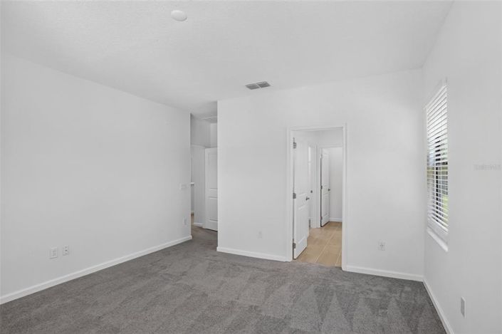 Image No.44-12 Bed House for sale