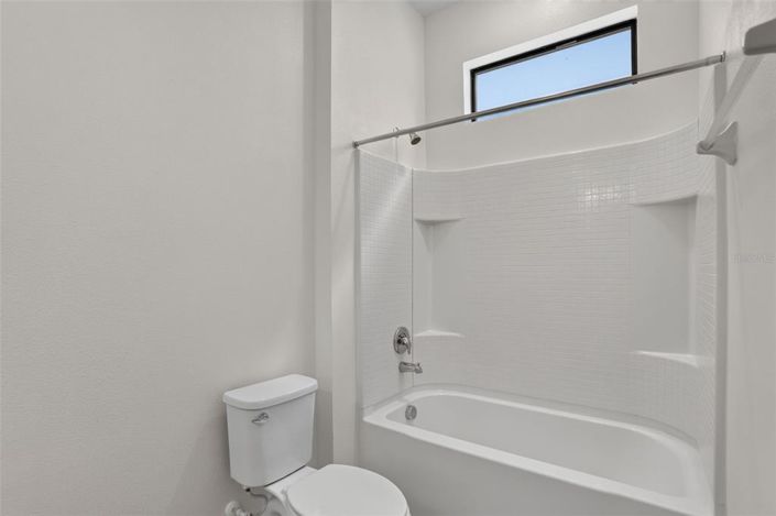 Image No.47-12 Bed House for sale