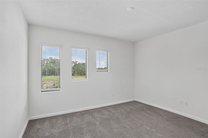 Image No.48-12 Bed House for sale