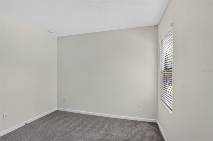 Image No.54-12 Bed House for sale