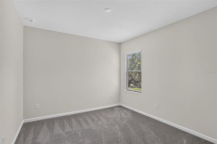 Image No.58-12 Bed House for sale