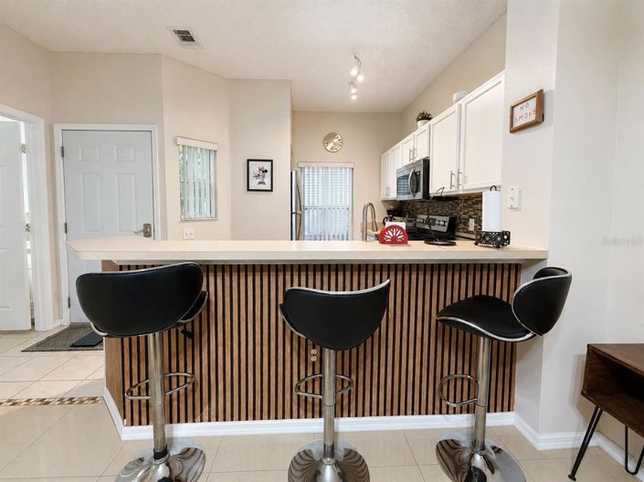 Image No.7-3 Bed Townhouse for sale