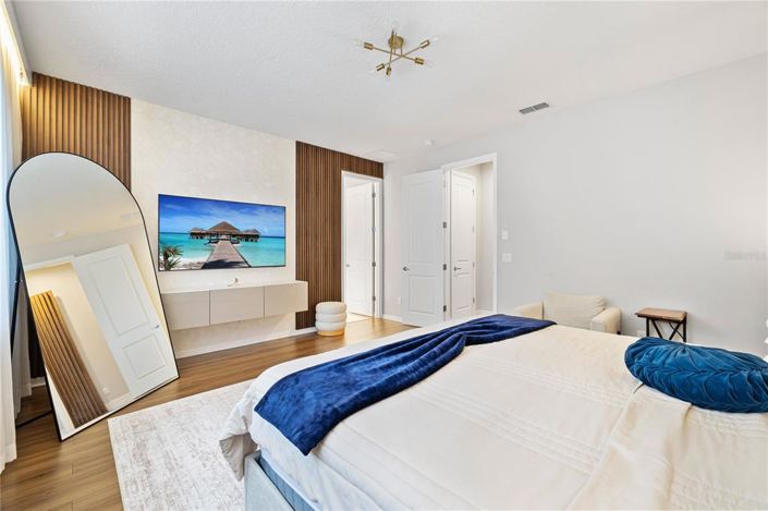 Image No.49-5 Bed House for sale