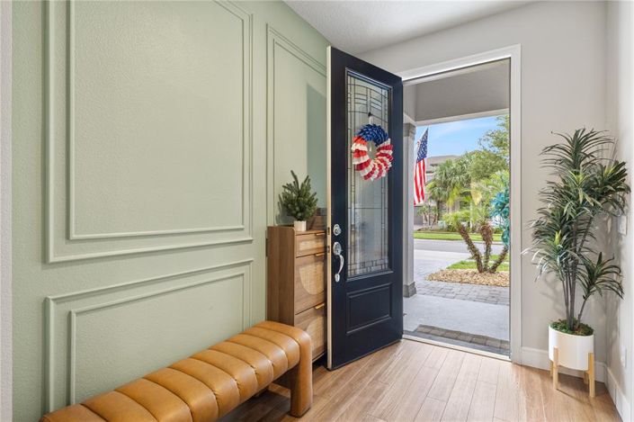 Image No.7-5 Bed House for sale