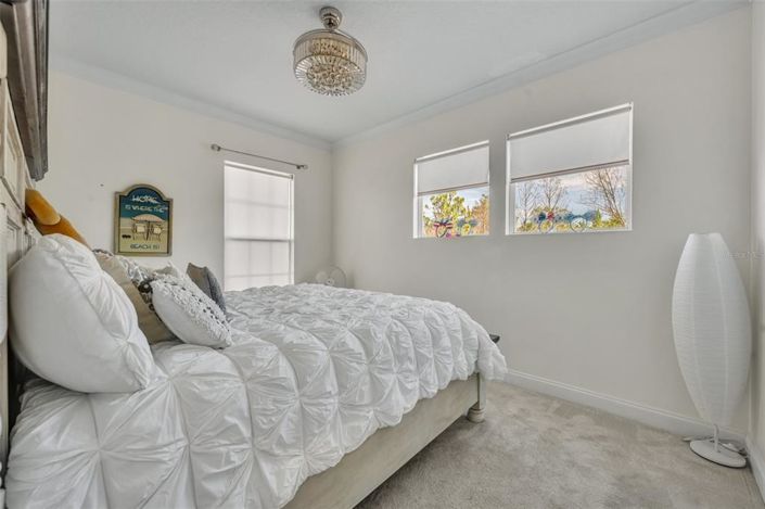 Image No.31-6 Bed House for sale