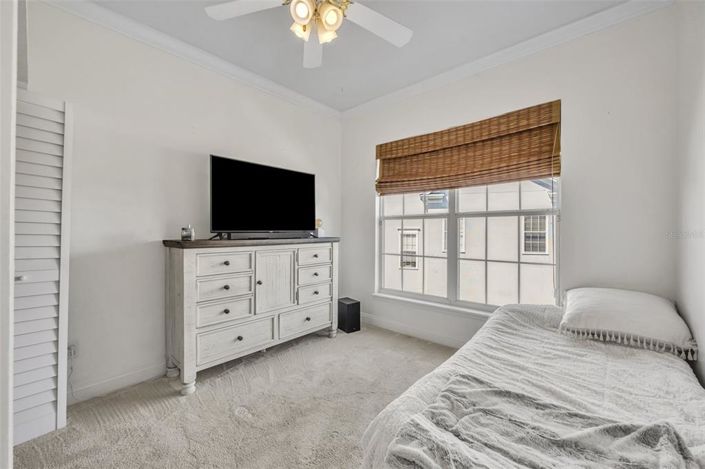 Image No.32-6 Bed House for sale