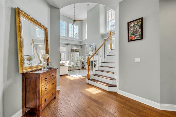 Image No.5-6 Bed House for sale