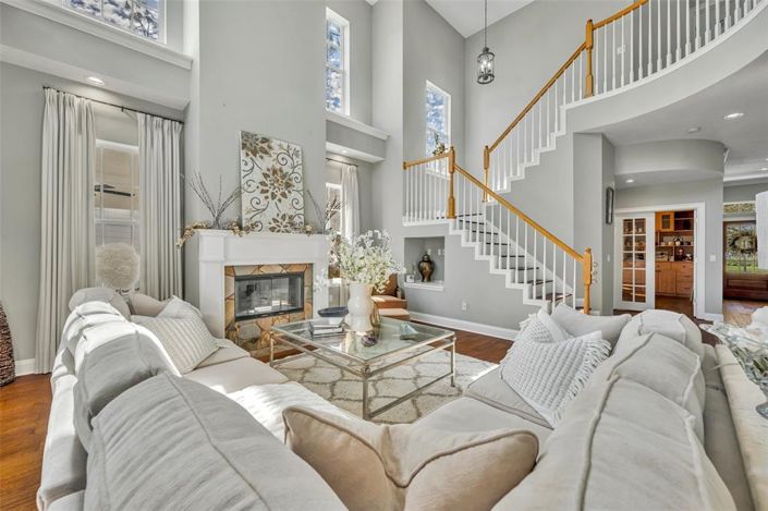 Image No.7-6 Bed House for sale