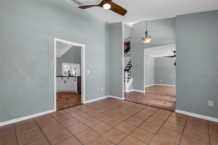 Image No.21-4 Bed House for sale