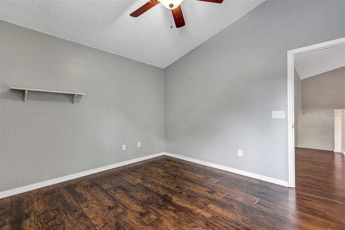 Image No.41-4 Bed House for sale